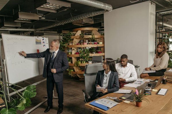 Quels sont les avantages d'un service d'audit interne externalisé pour une PME ?