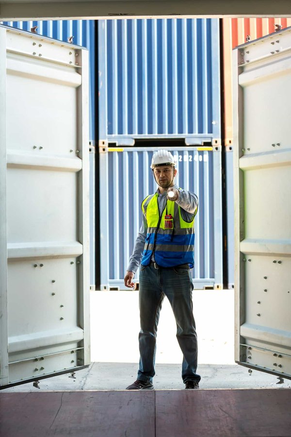 Comment sont transformés et aménagés les containers ?