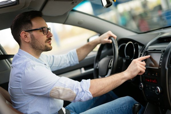 Location voiture paris : réservez en ligne et économisez